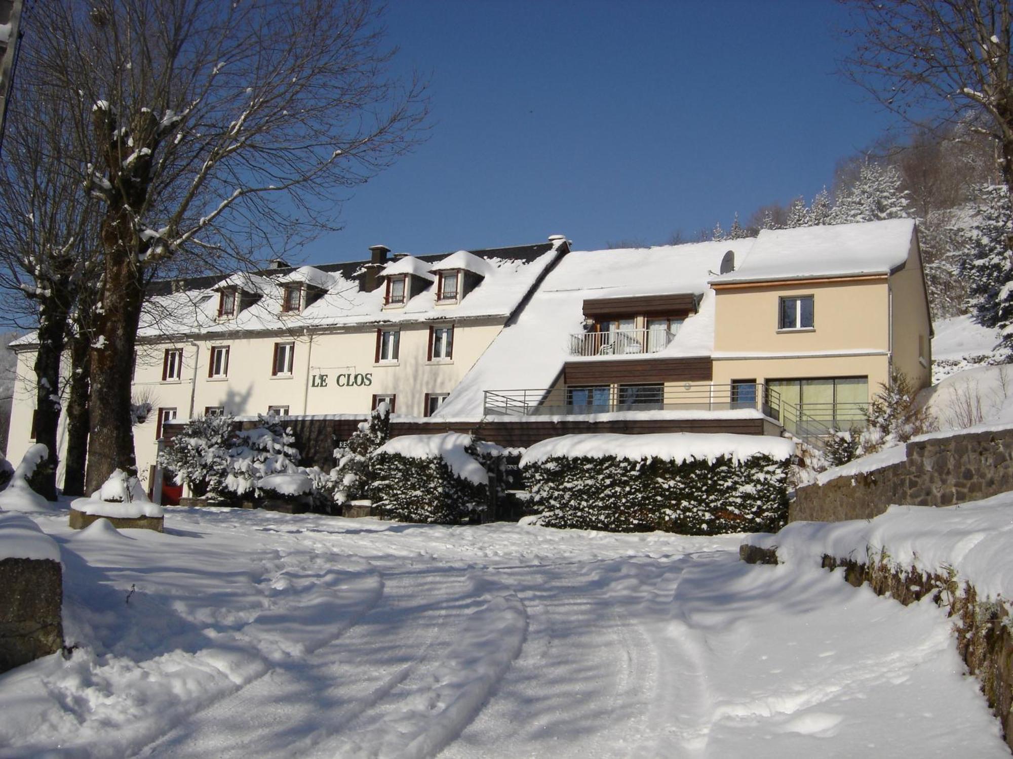 Hotel Restaurant Le Clos Besse-et-Saint-Anastaise Kültér fotó